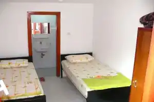 Arda Motel, Эрдек