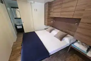 Camping Jezera Lovišća, Остров Муртер