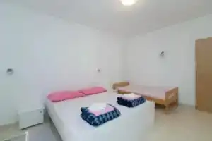Apartments Boguvila - Two-bedroom Standard Apartment With Terrace -, Супетар