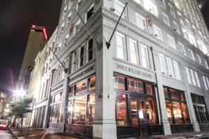 q&c Hotel Bar New Orleans, Autograph Collection, Новый Орлеан