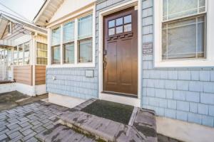 Cozy 3-br Retreat, Four Blocks To Beach & Boardwalk 3 Bedroom Home, Сисайд-Хайтс