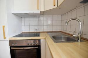 Workers Apartment Leverkusen, Леверкузен