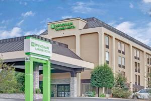 Отель «Wyndham Garden Charlotte Executive Park», Шарлотт