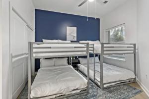ROVE LIVING/KB - Midtown205, Шарлотт