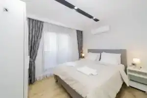 Chic Flat With Central Location in Muratpasa, Анталья