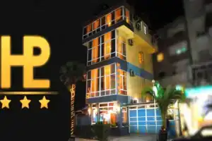 Hotel «Pik Loti», Тирана