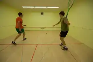 Sport Villa Hofmann - Fitness & Tenis, Карловы Вары