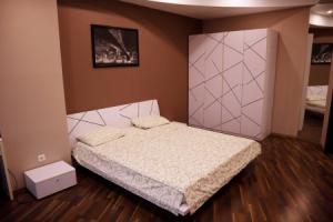 Most City & Near Lux Apartments, Днепропетровск