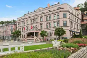 Thon Hotel Høyers, Шиен