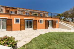 Ферма «Tenuta Petra Bianca», Палау