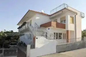 Apartments Mise, Трогир