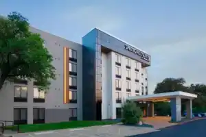 Отель «SpringHill Suites by Marriott Austin Northwest/The Domain Area», Остин