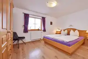 "karwendel" Modern Retreat, Крюн