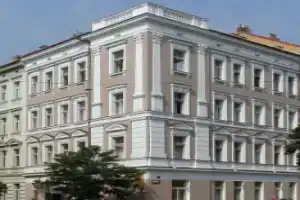 Отель «Máchova», Прага