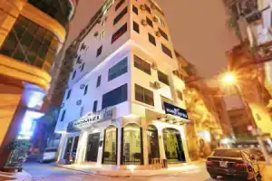 Momizi Business Hotel, Ханой