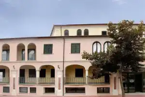 Апарт-отель «Residence Marina Palace», Орозеи