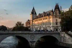 Hotel «Parc Saint Severin - Esprit de France», Париж