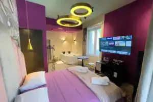 Residencia Barrio, Кава-де-Тиррени