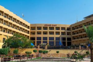 Dead Sea Spa Hotel, Свейма