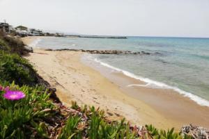 Pan Asia Seaview Apartment 3, Коккини-Хани