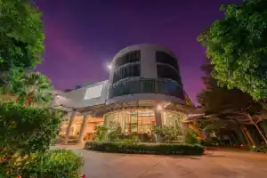 Отель «Deevana Plaza Phuket - Sha Extra Plus», Патонг