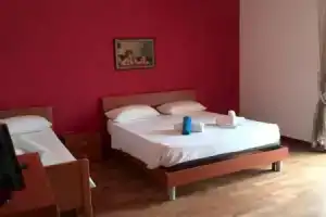Casa di Lorenzo, Порто-Чезарео