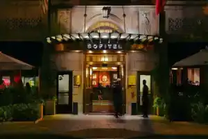 Отель «Sofitel Lafayette Square Washington DC», Вашингтон