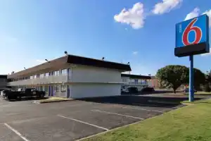 Motel «6-Lubbock, TX», Лаббок