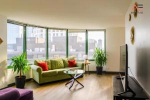 ENVITAE 3BR Spacious Lux Skyview Of Navy Pier, Чикаго