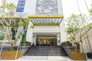 White Lotus Hue Hotel, Хюэ