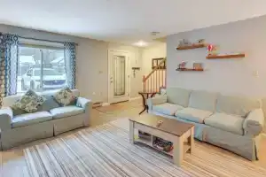 5 Mi to Loon Mountain Resort! Family Townhome, Линкольн