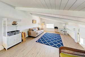99 Sombrero Blvd Duplex Unit B 2 Bedrooms 2 Bathrooms Duplex, Марафон