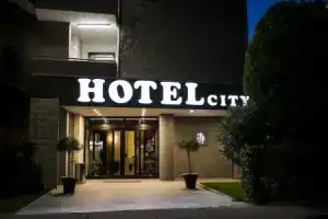 Hotel «City», Пьяченца