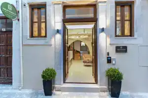 Erotokritos Luxury City Suites, Ретимно