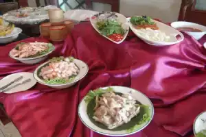 Laithong Hotel, Убон-Ратчатхани