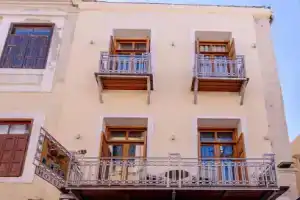 Leo Hotel, Ретимно