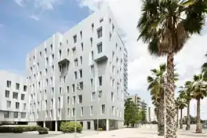 Апартаменты «Lugaris Beach», Барселона