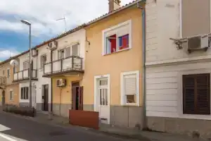Stunning Home in Crikvenica With Wifi and 3 Bedrooms, Цриквеница