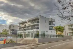 Hotel «Modo», Пула