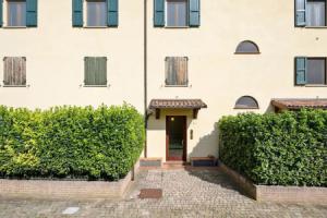 Countryside Apartment in San Lazzaro, Сан-Ладзаро-ди-Савена