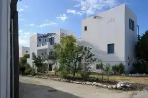 Blue Heart Luxury Suites, Айя-Анна