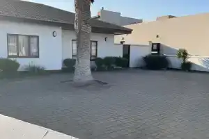 Canosas Home, Уолфиш-Бей