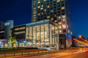 Hilton Warsaw City Hotel, Варшава