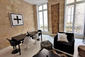 Fantastic apartment central Bordeaux, Бордо