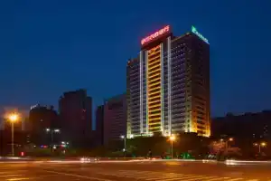 Отель «Holiday Inn Express Luoyang City Center», Лоян