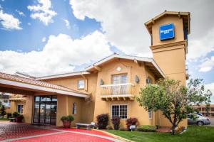 Отель «Americas Best Value Inn Denver», Денвер