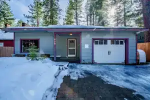 Al Tahoe Cabin-vintage Meets Modern 920sf 3 Bedroom Home, Саут-Лейк-Тахо