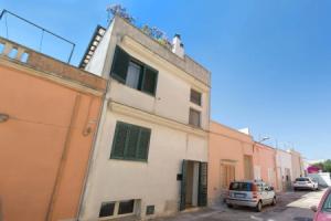Casa Di Rosella, Castro