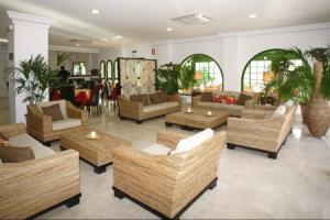 Hotel «Apartamentos Manilva Sun», Манильва