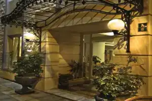 Negresco Hotel, Мерса-Матрух